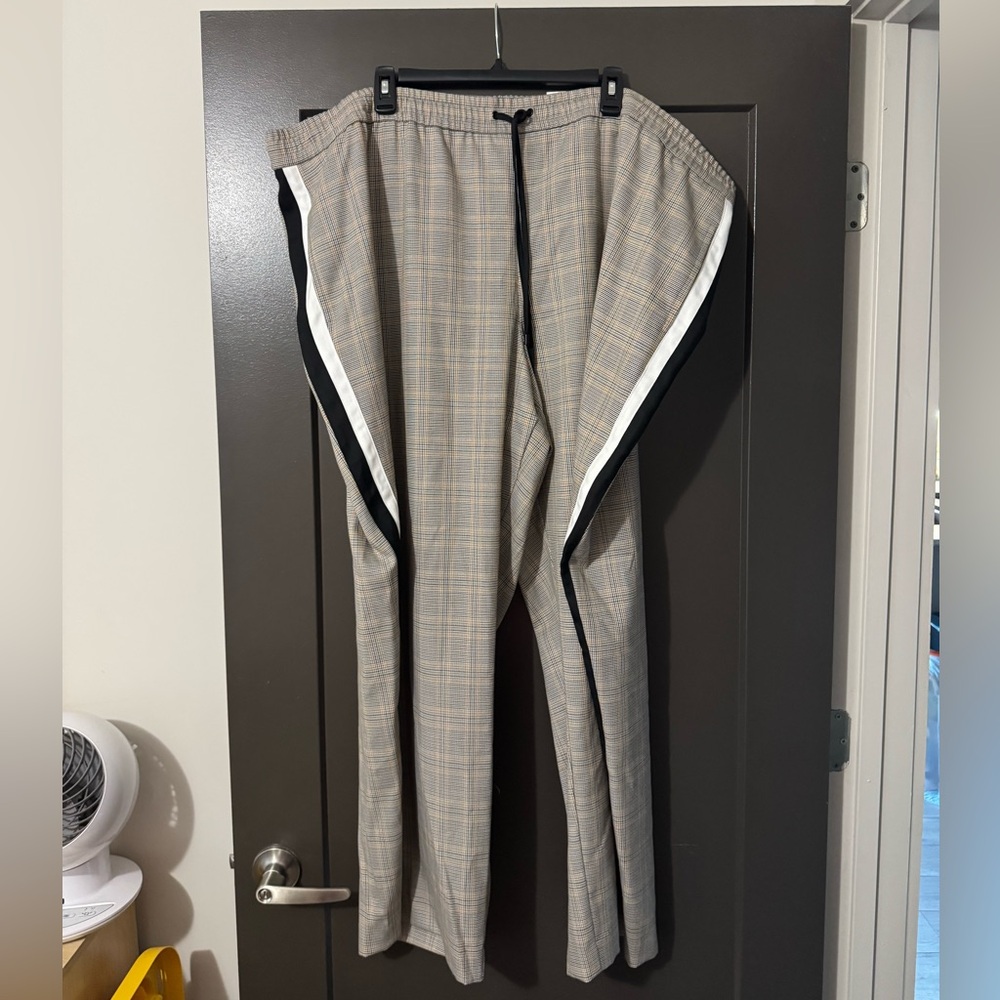 Nine West Men's Plaid Joggers with Black and White Stripes